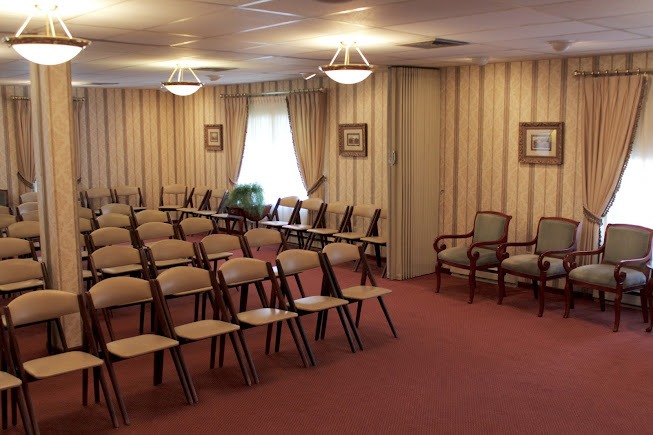 Tylunas Funeral Home gallery image 2